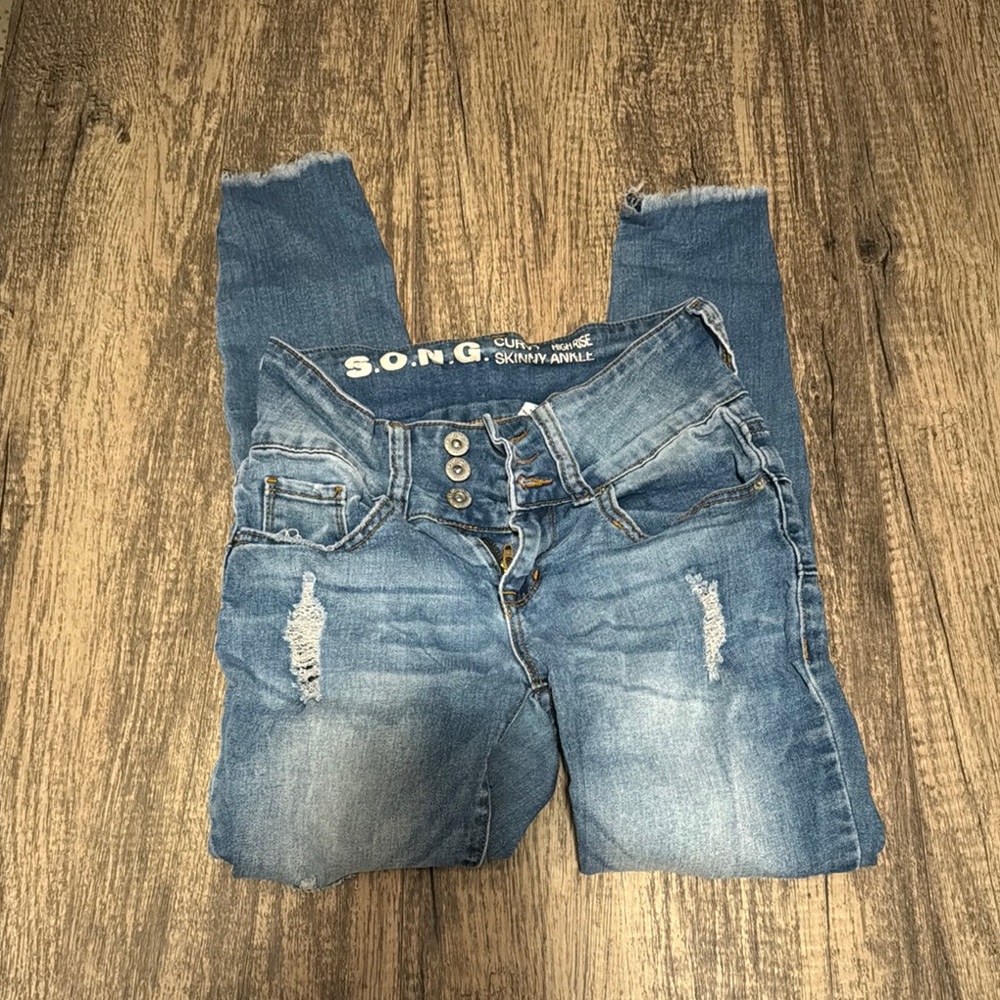 Women’s Blue Ripped Skinny Jeans